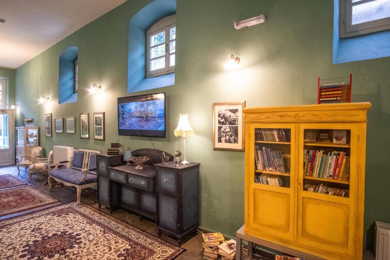 The Old School Boutique Hotel 希拉科 外观 照片
