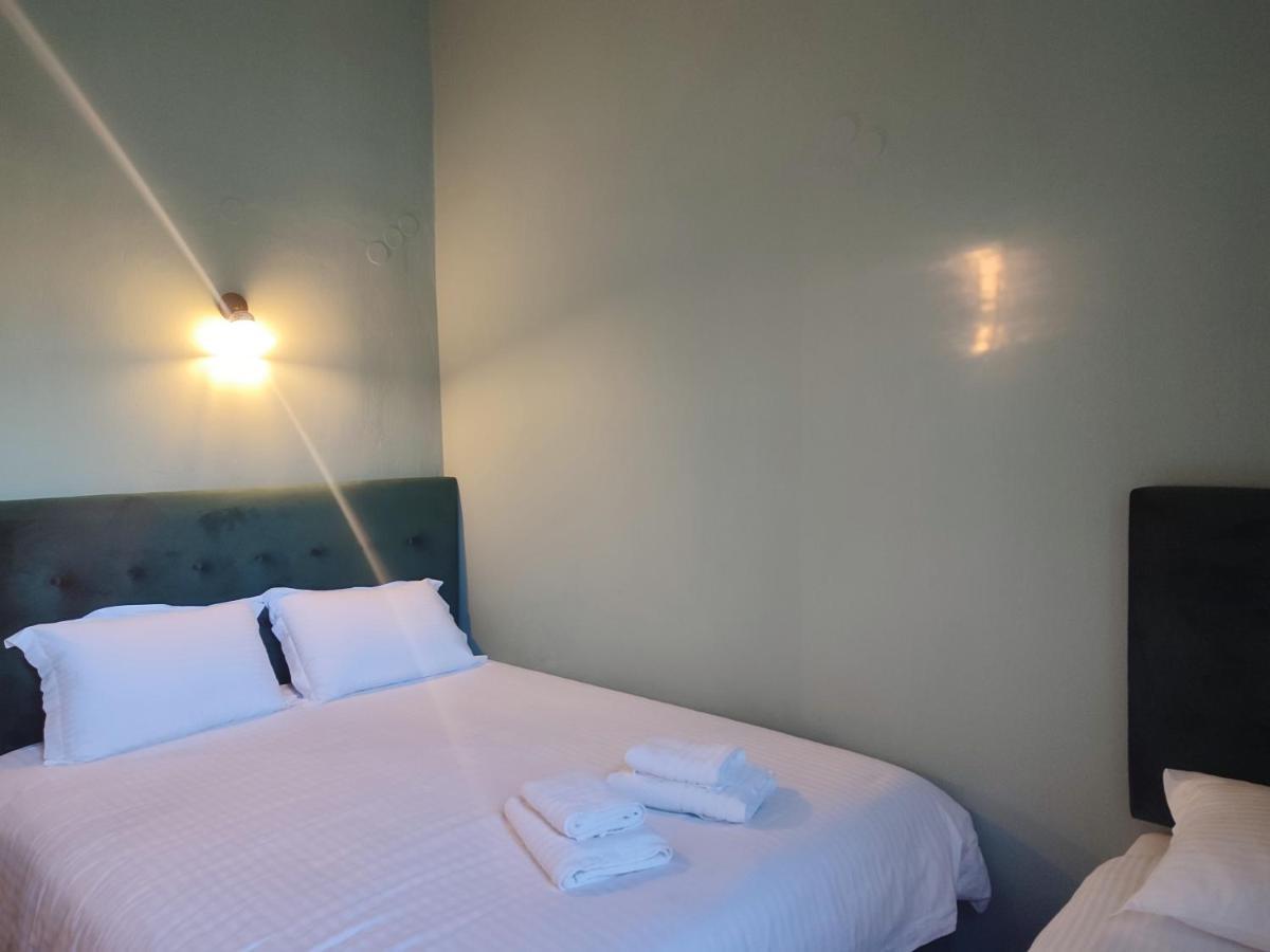The Old School Boutique Hotel 希拉科 外观 照片